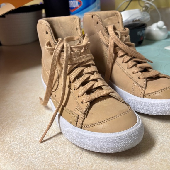 nike blazers, tanish- brown color - Picture 4 of 7